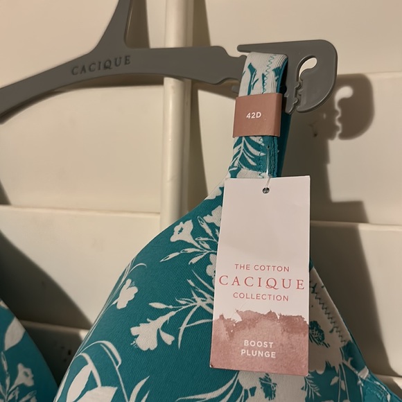 Cacique Cotton Collection Boost Plunge Bra - Picture 2 of 4